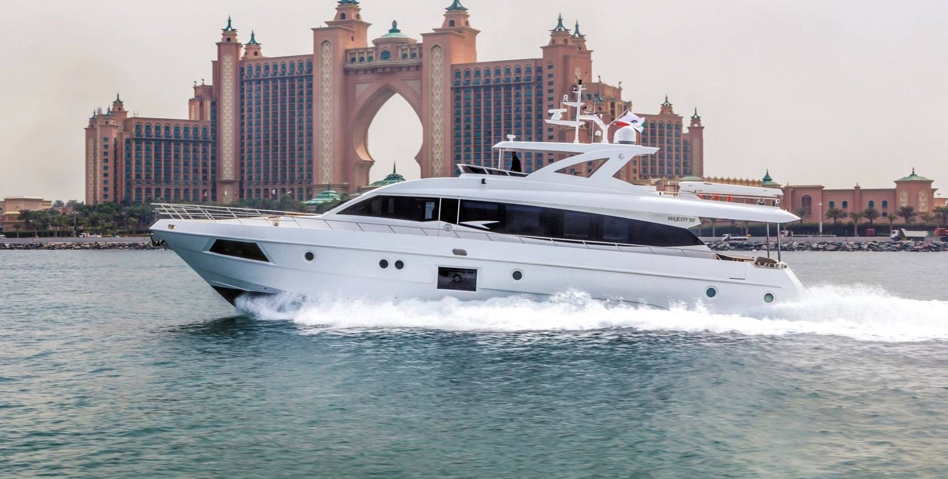 Majesty 90 yacht