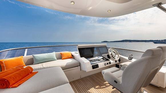 BELLA KATRIN yacht