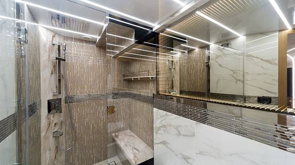 GALEON 680 FLY yacht