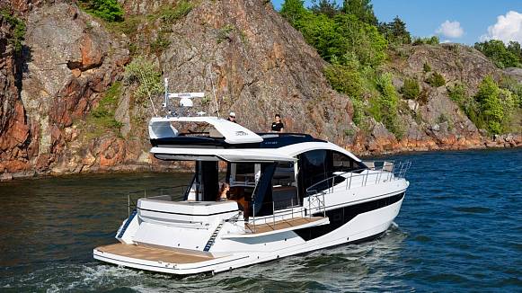 GALEON 470 SKY yacht