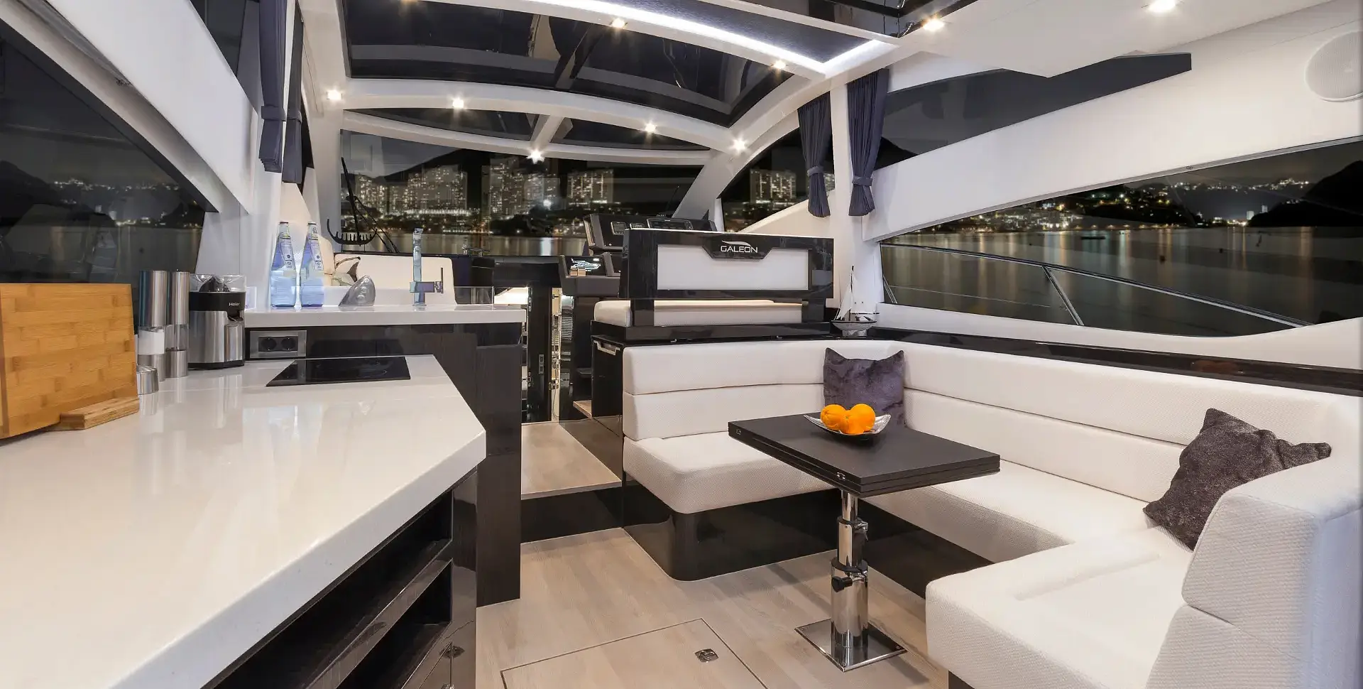 GALEON 430 SKYDECK yacht