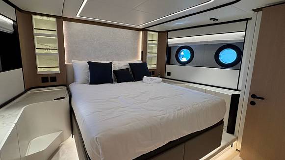 MAJESTY 112 TERRACE yacht