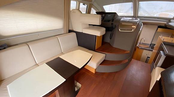 CRANCHI ATLANTIQUE 43 yacht