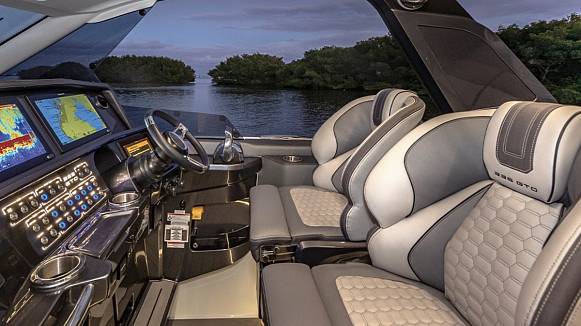 GALEON 335 GTO yacht