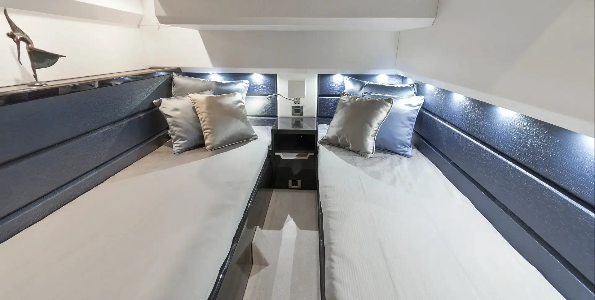 GALEON 430 SKYDECK yacht