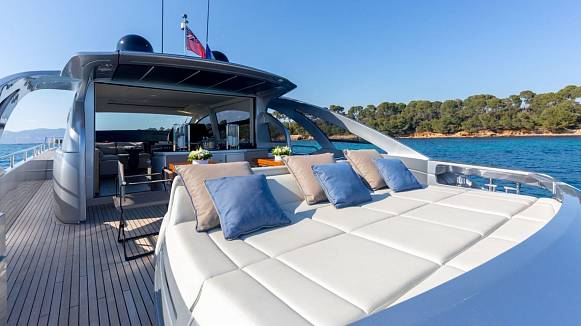 MX5 yacht