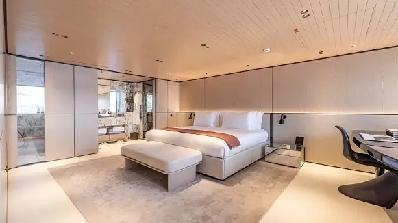 VIRTUOSITY yacht