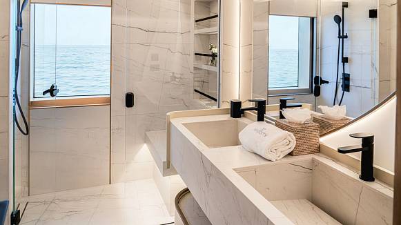 MAJESTY 100 TERRACE yacht