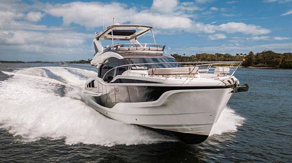 GALEON 520 FLY yacht
