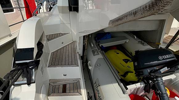 GALEON 445 HTS yacht