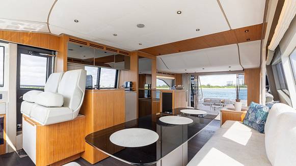 KATRIN I yacht