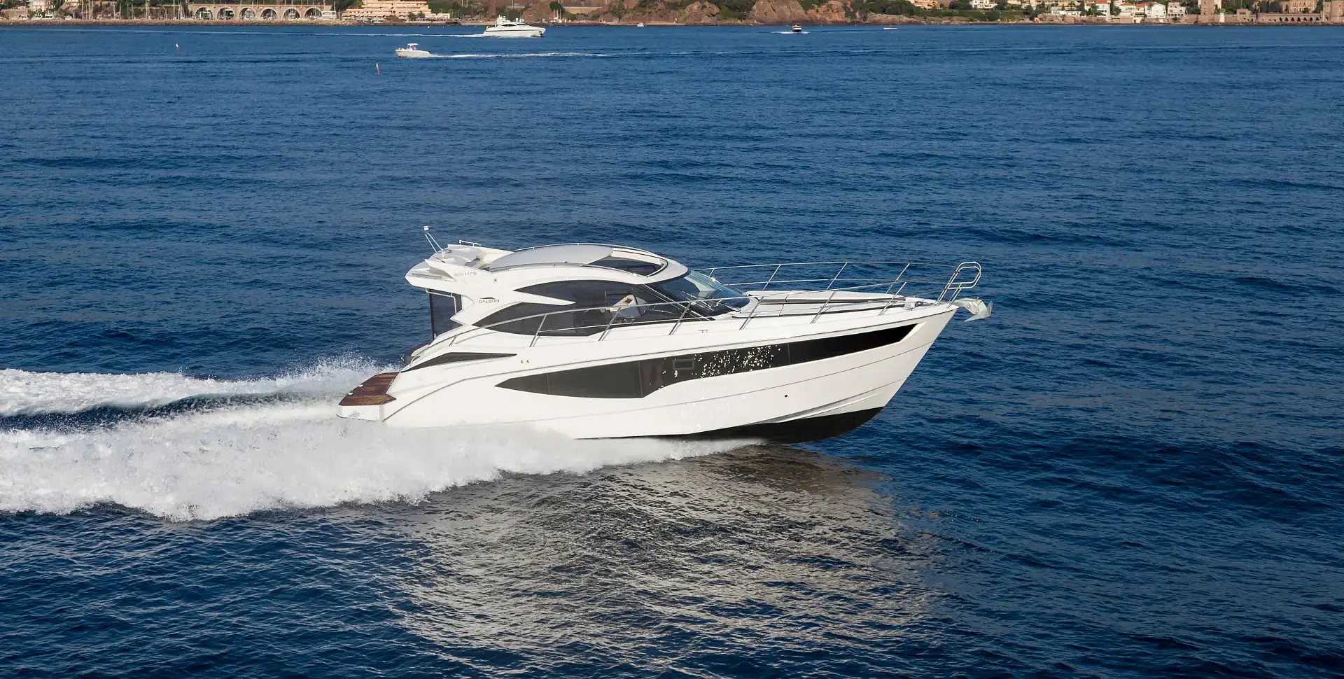 GALEON 365 HTS yacht