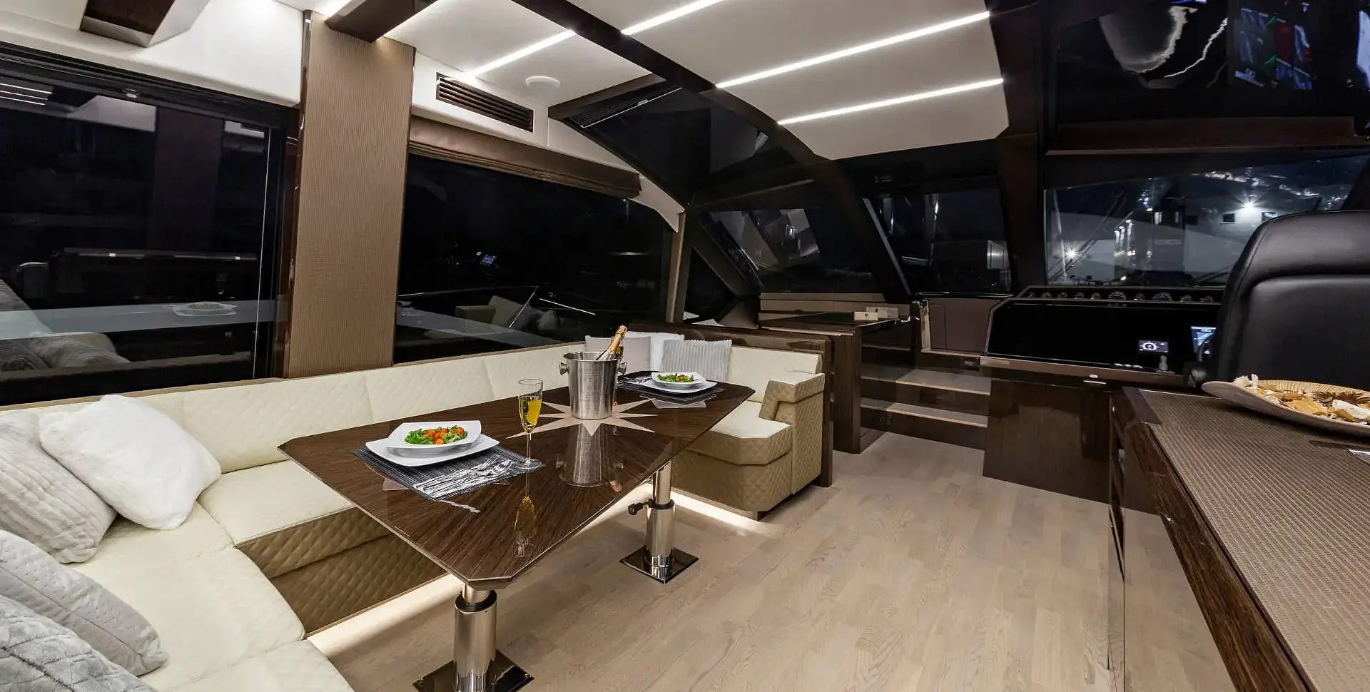 GALEON 640 FLY yacht