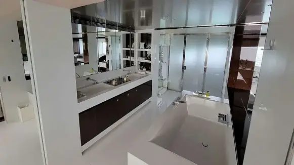 KNIGHT yacht