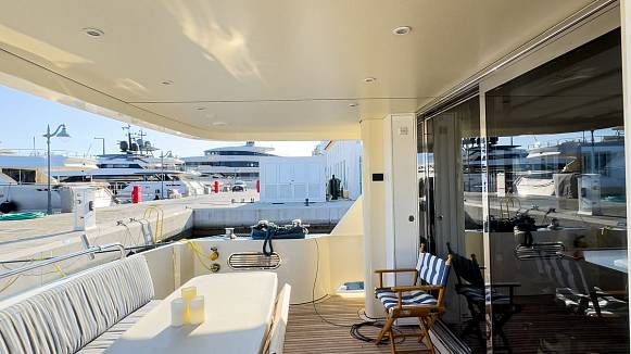 DE ALM DELFINO 60 yacht