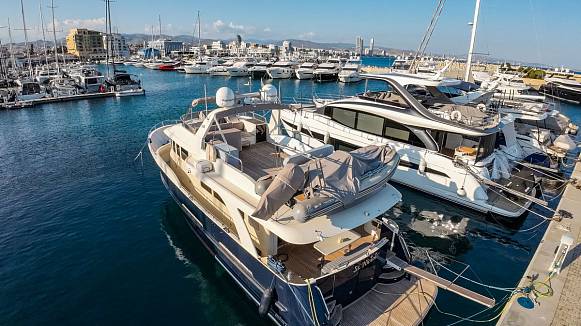 DE ALM DELFINO 60 yacht