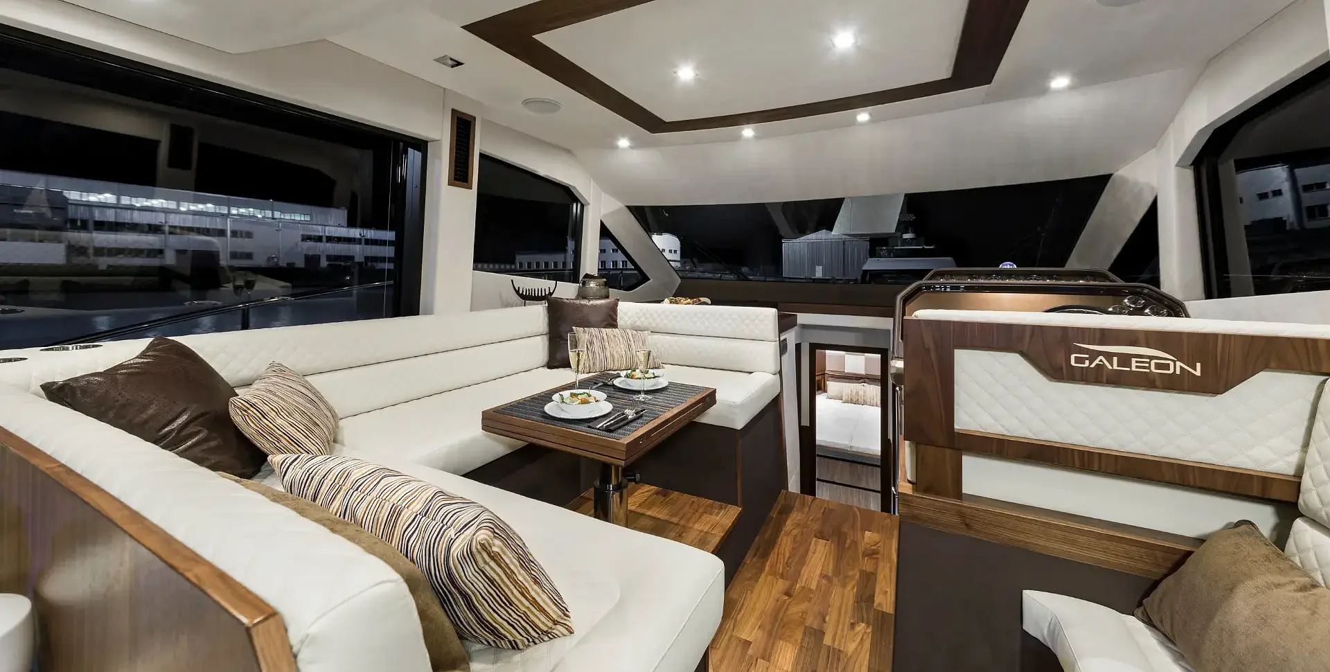 GALEON 460 FLY yacht