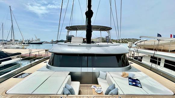 SUNREEF 50 SAILING yacht