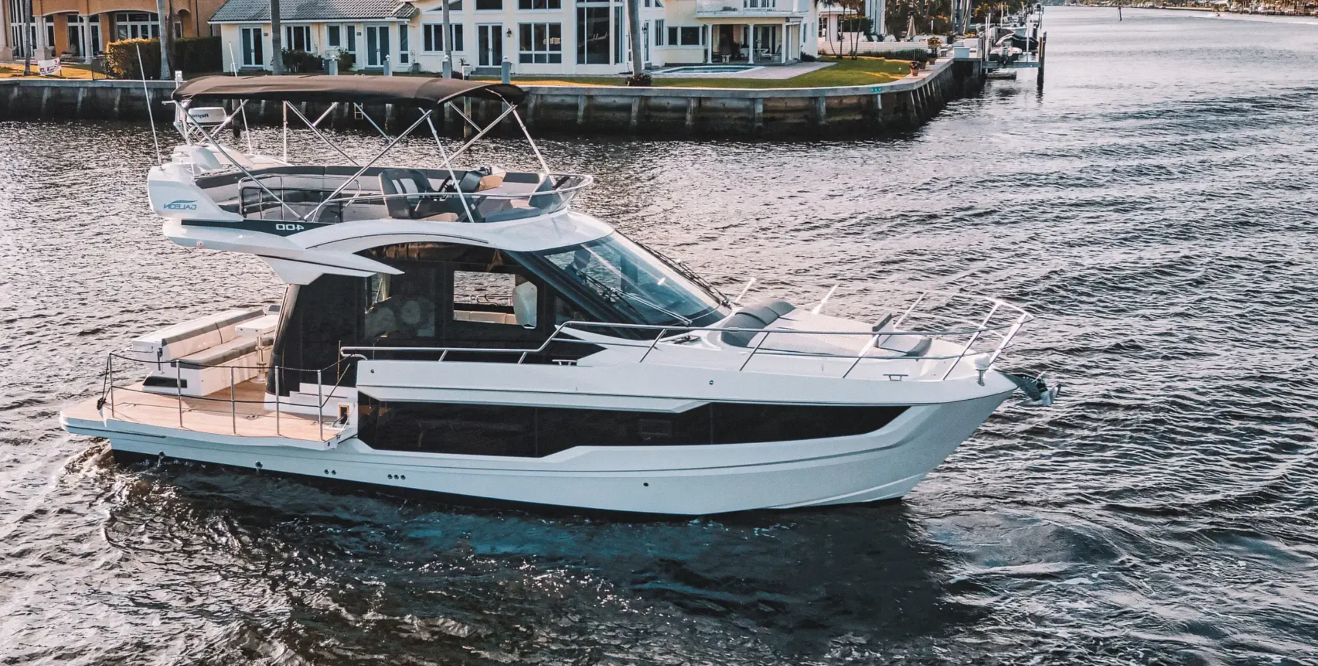 GALEON 400 FLY yacht