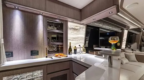 GALEON 800 FLY yacht