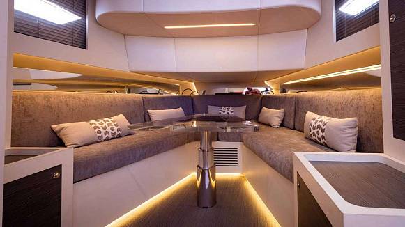 DOMINA 42 WA yacht