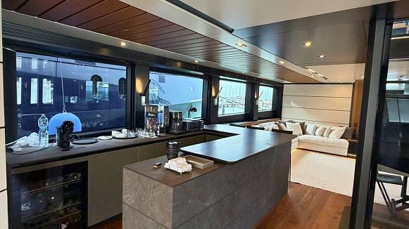 CARAT yacht
