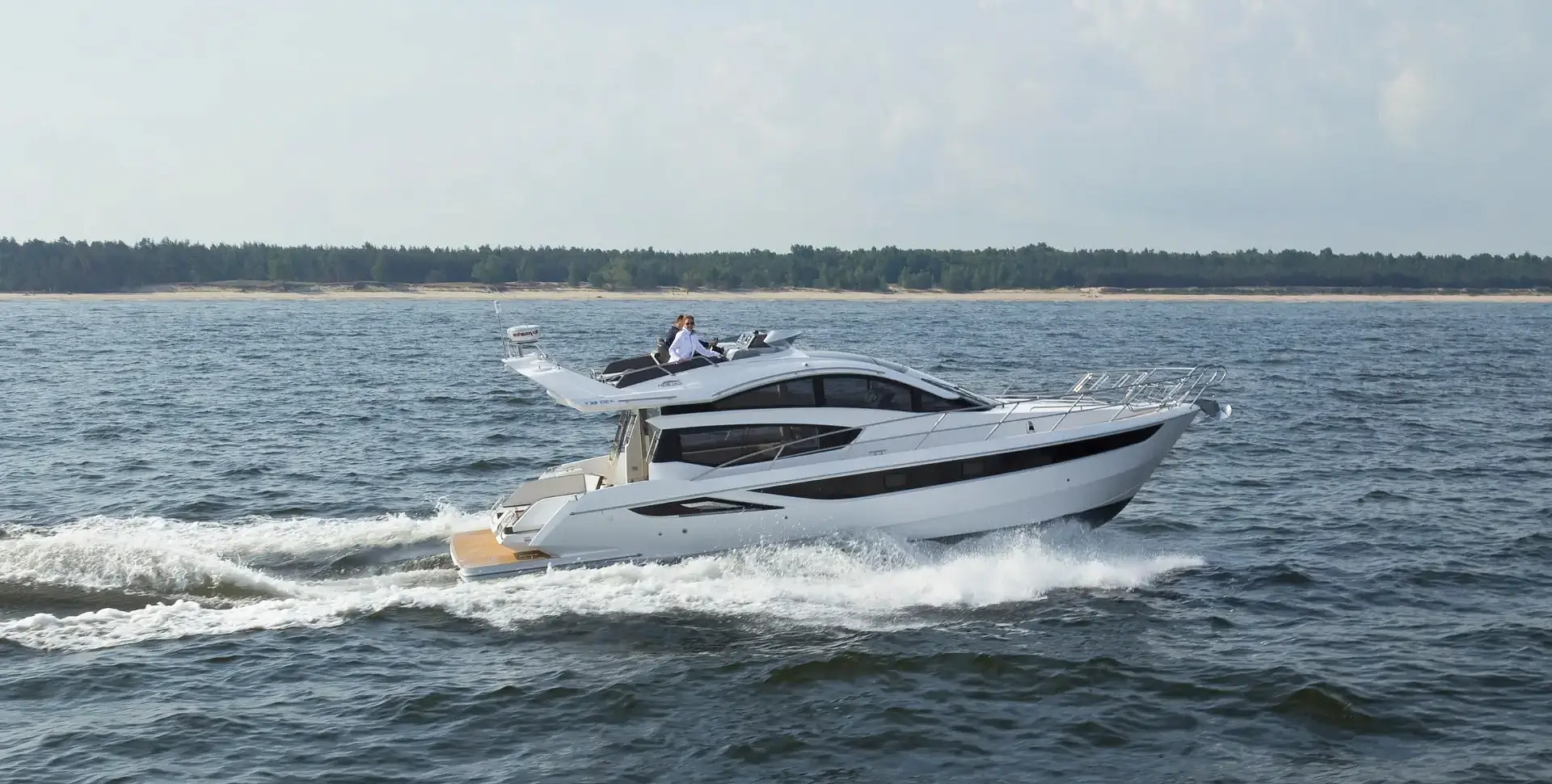 GALEON 430 SKYDECK yacht